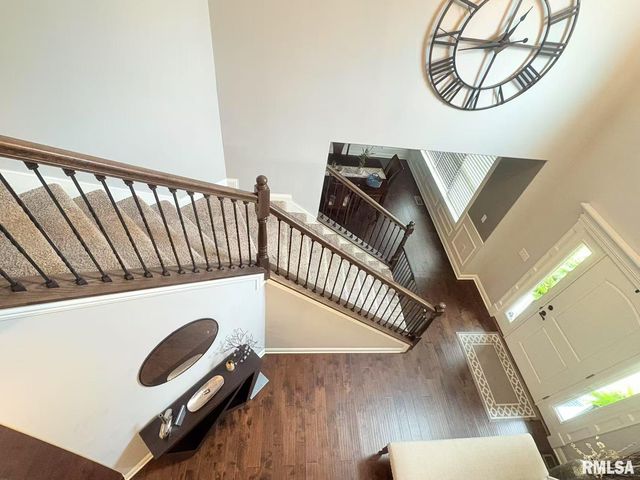 6210 W Clairemont Court, Edwards, IL 61528