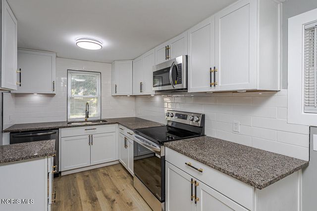 3251 Northwood Avenue, Toledo, OH 43606