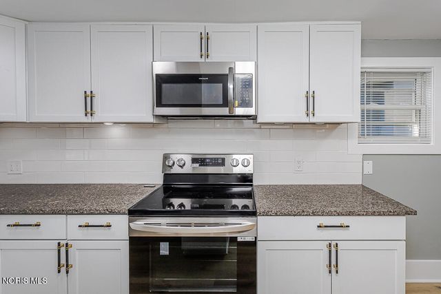 3251 Northwood Avenue, Toledo, OH 43606