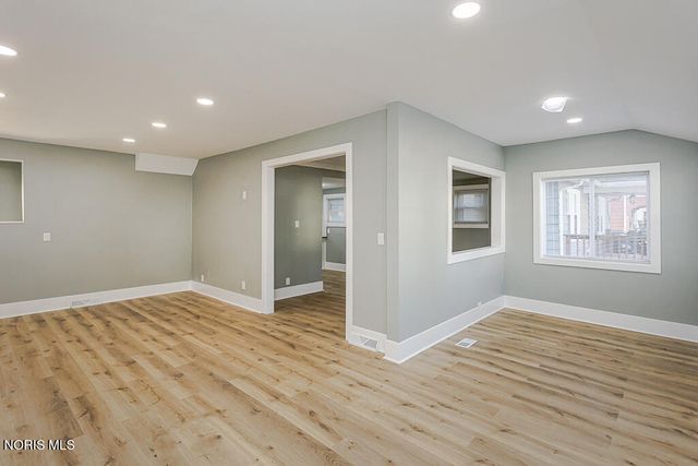3251 Northwood Avenue, Toledo, OH 43606