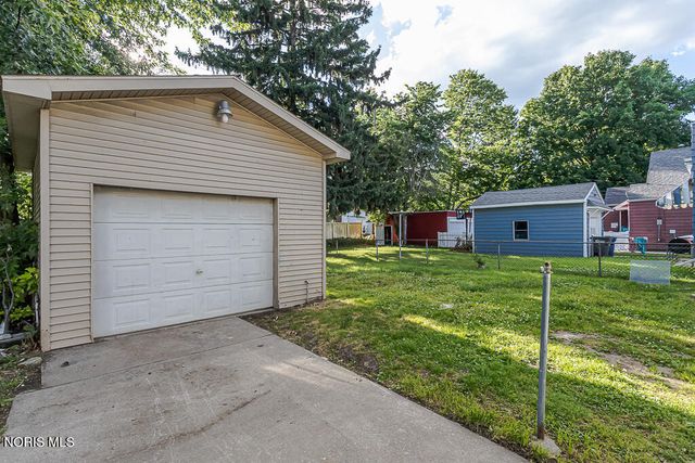 3251 Northwood Avenue, Toledo, OH 43606
