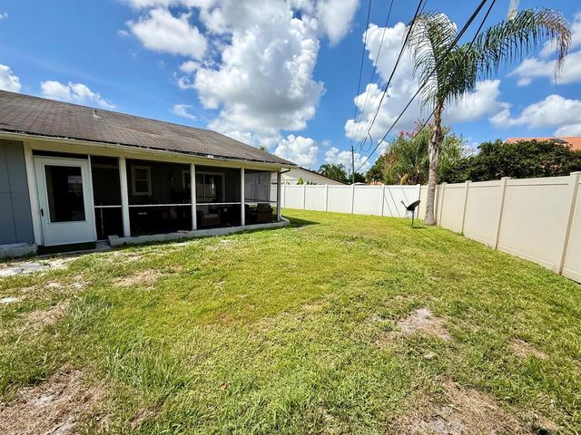 4441-4443 SE Village Road, Stuart, FL 34997