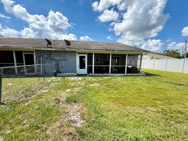4441-4443 SE Village Road, Stuart, FL 34997