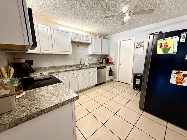 4441-4443 SE Village Road, Stuart, FL 34997