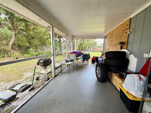 4441-4443 SE Village Road, Stuart, FL 34997