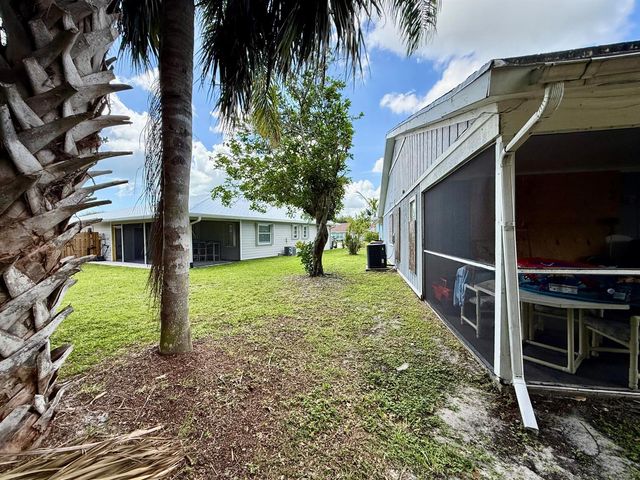 4441-4443 SE Village Road, Stuart, FL 34997