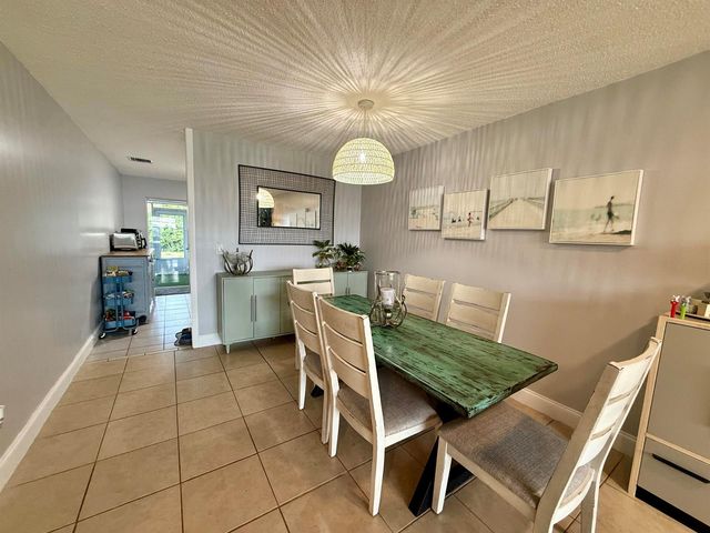 4441-4443 SE Village Road, Stuart, FL 34997
