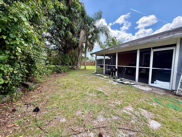 4441-4443 SE Village Road, Stuart, FL 34997