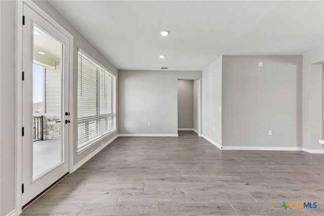 133 Antoinette Way 102, San Marcos, TX 78666