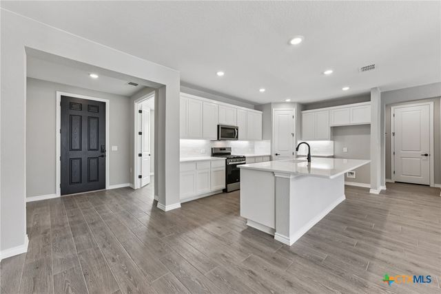 133 Antoinette Way 102, San Marcos, TX 78666