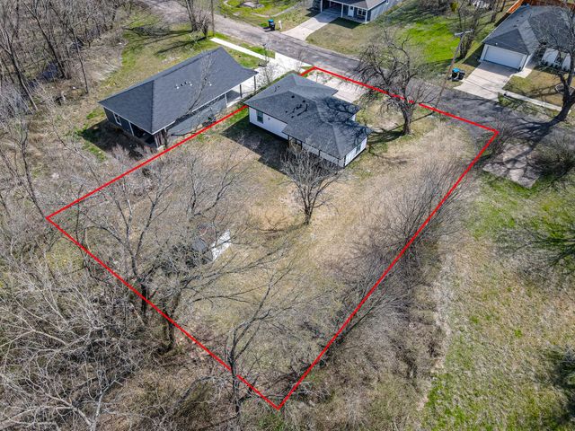 1112 Marshall Street, Greenville, TX 75401