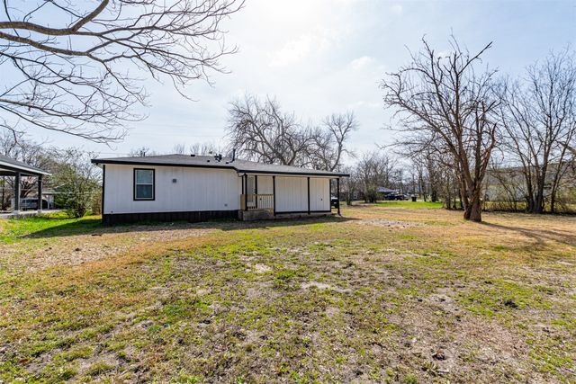 1112 Marshall Street, Greenville, TX 75401