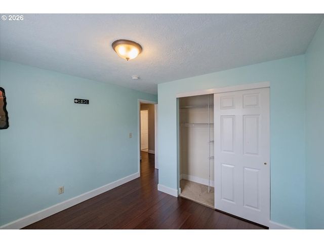 2990 HARDING Ct, Sweet Home, OR 97386