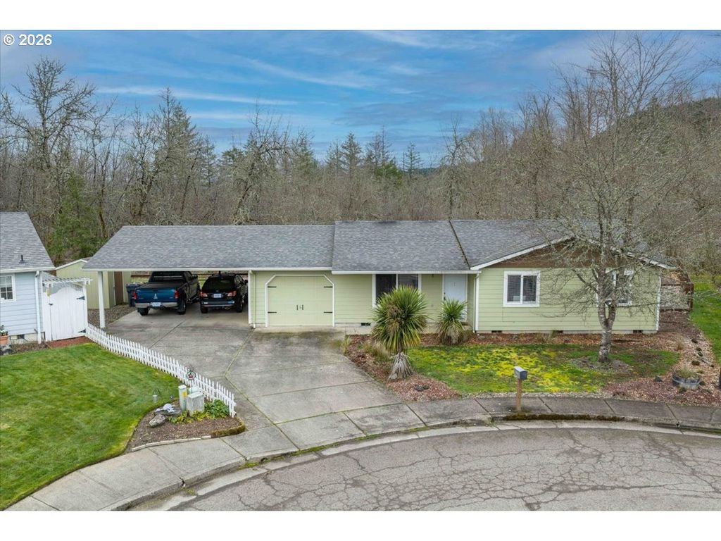 2990 HARDING Ct, Sweet Home, OR 97386