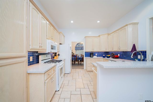 6073 FM 2348, Mt Pleasant, TX 75455