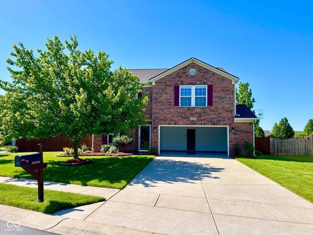 10385 McClain Drive, Brownsburg, IN 46112
