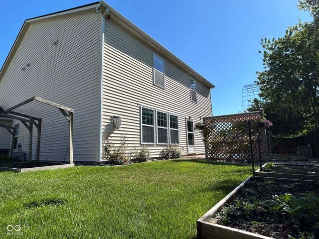 10385 McClain Drive, Brownsburg, IN 46112