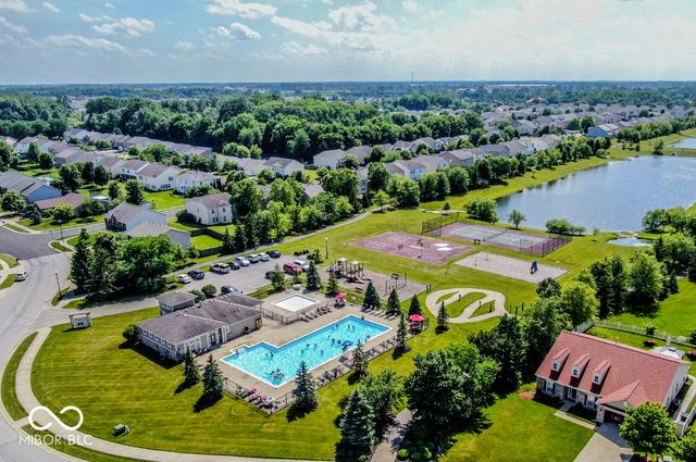 10385 McClain Drive, Brownsburg, IN 46112