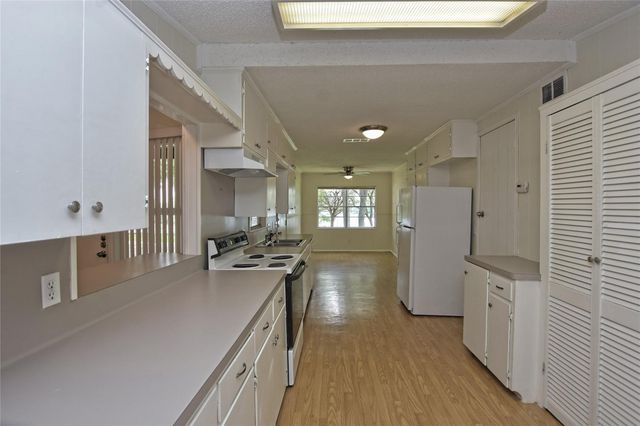 16013 Edwards DR, Austin, TX 78734