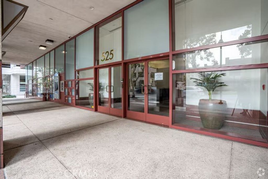 525 N Brand Boulevard, Glendale, CA 91203 — photo 3