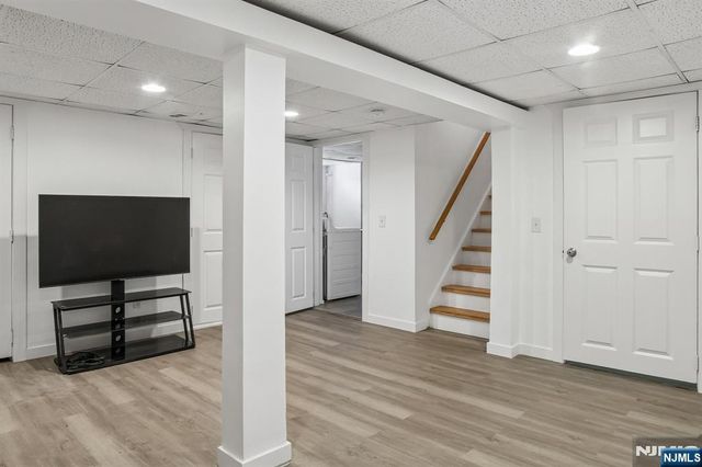 39 Glen Avenue, Millburn, NJ 07041