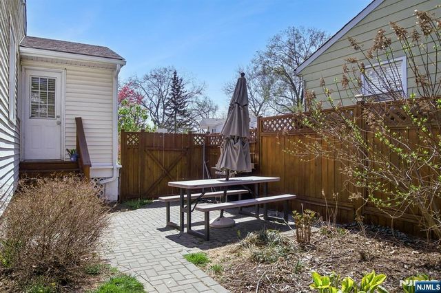 39 Glen Avenue, Millburn, NJ 07041