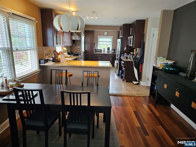 39 Glen Avenue, Millburn, NJ 07041