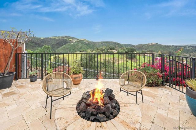 29509 Hoxie Ranch Rd, Vista, CA 92084