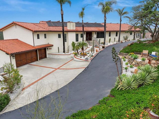 29509 Hoxie Ranch Rd, Vista, CA 92084