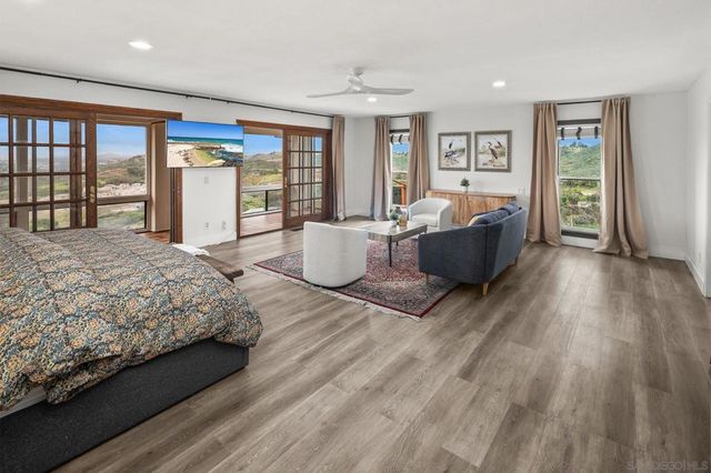 29509 Hoxie Ranch Rd, Vista, CA 92084