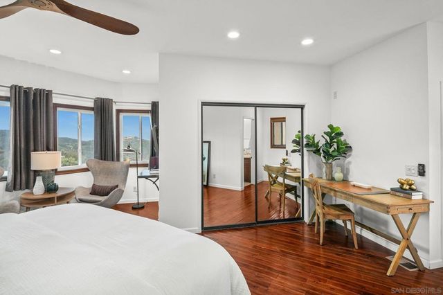 29509 Hoxie Ranch Rd, Vista, CA 92084