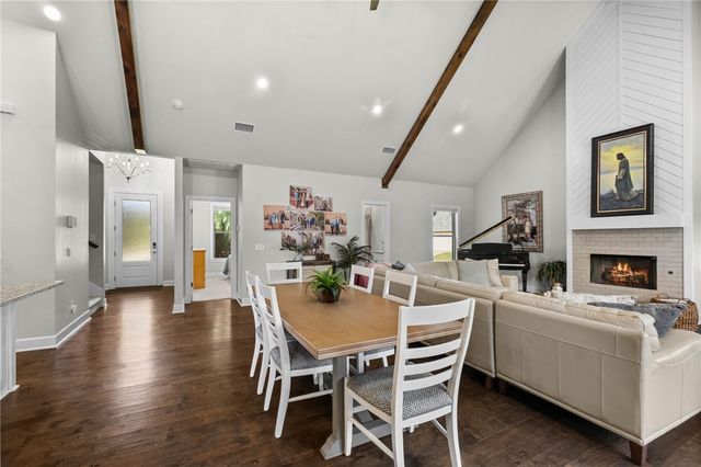 4404 SW Acres Avenue, Bentonville, AR 72713