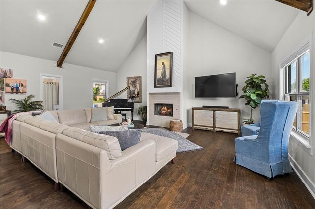 4404 SW Acres Avenue, Bentonville, AR 72713