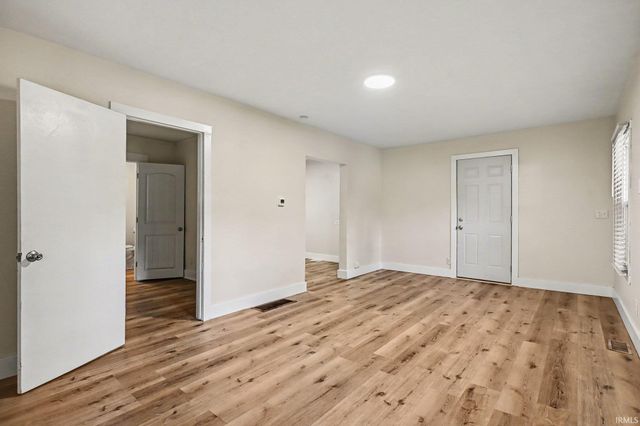 25807 Coolidge Avenue, Elkhart, IN 46517