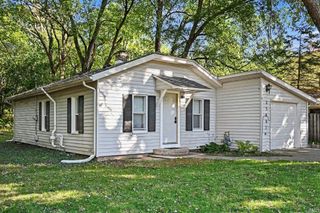 25807 Coolidge Avenue, Elkhart, IN 46517