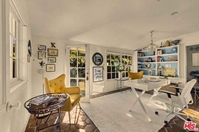 13166 Valley Vista Boulevard, Studio City, CA 91604