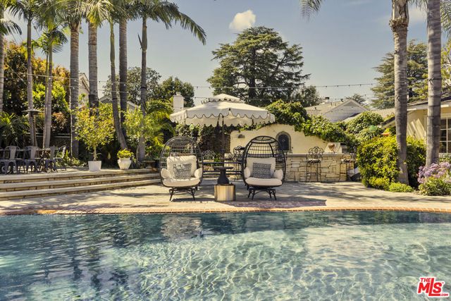 13166 Valley Vista Boulevard, Studio City, CA 91604