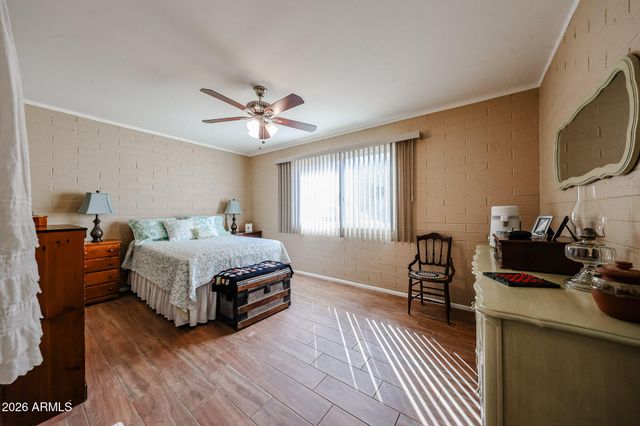 11627 N DESERT HILLS Drive W, Sun City, AZ 85351