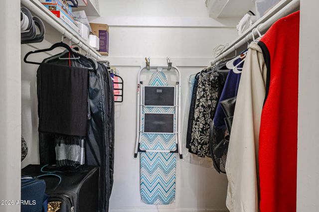 11627 N DESERT HILLS Drive W, Sun City, AZ 85351