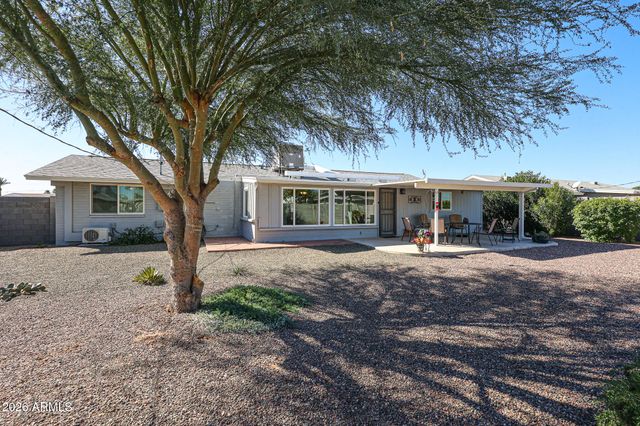 11627 N DESERT HILLS Drive W, Sun City, AZ 85351