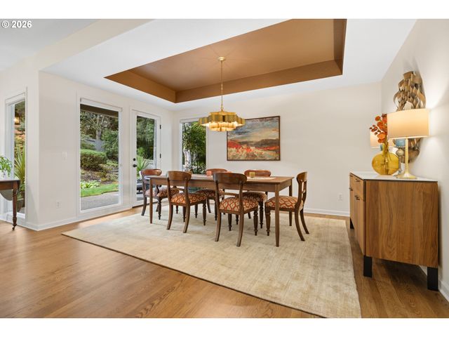 12856 Nw HARTFORD St, Portland, OR 97229