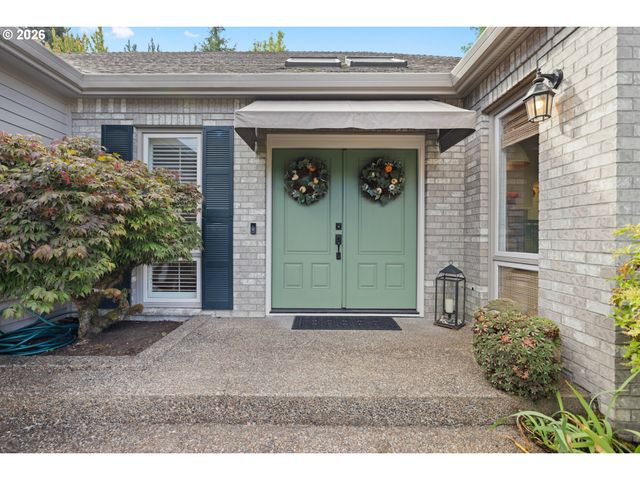 12856 Nw HARTFORD St, Portland, OR 97229