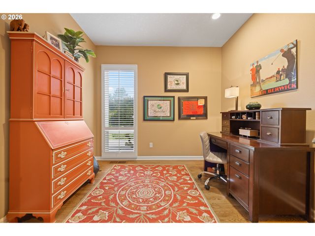 12856 Nw HARTFORD St, Portland, OR 97229