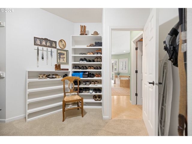 12856 Nw HARTFORD St, Portland, OR 97229
