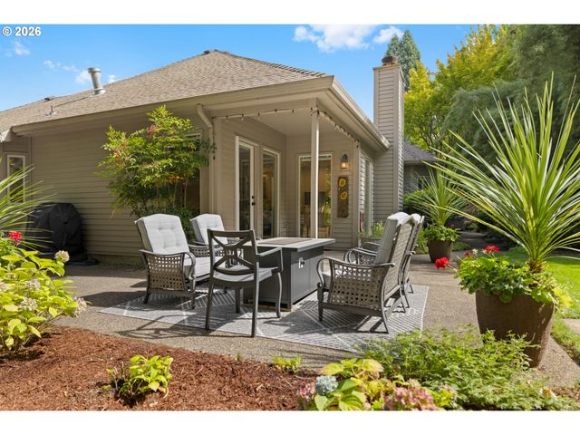 12856 Nw HARTFORD St, Portland, OR 97229