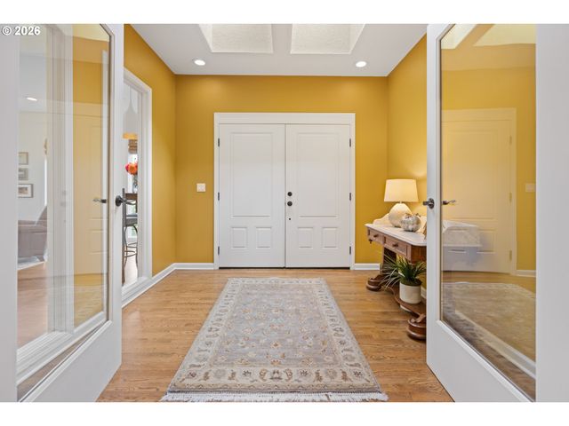 12856 Nw HARTFORD St, Portland, OR 97229