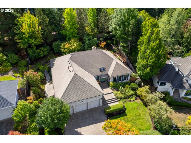 12856 Nw HARTFORD St, Portland, OR 97229