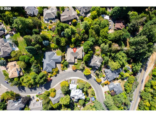 12856 Nw HARTFORD St, Portland, OR 97229
