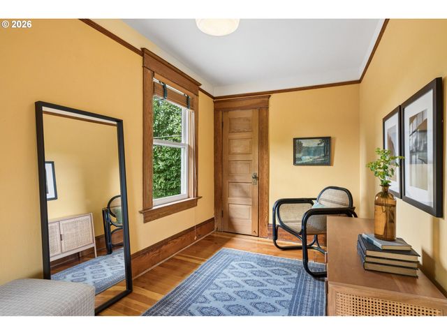 4011 Se SALMON St, Portland, OR 97214