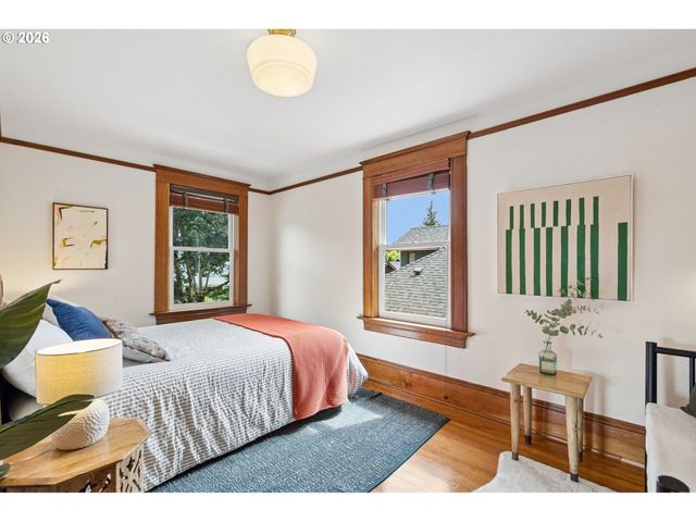 4011 Se SALMON St, Portland, OR 97214